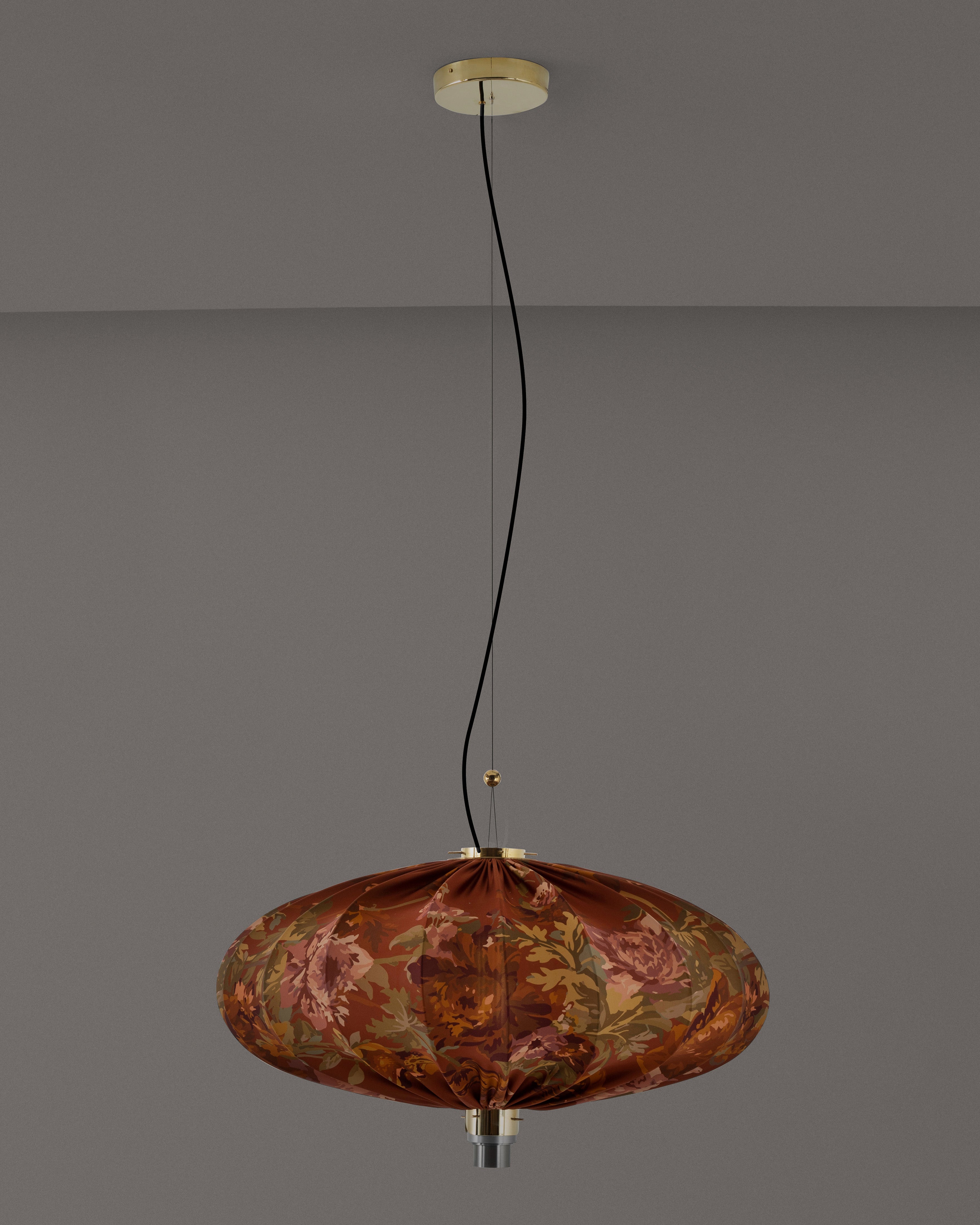LARGESILKMATTONEORIENTEA_HANGINGLAMP_0004_DIMOREMILANO_ORIENTEA_PHSimoneFiorini_8__SPENTA.jpg